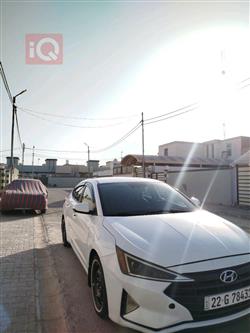 هیوندای ئەلەنترا